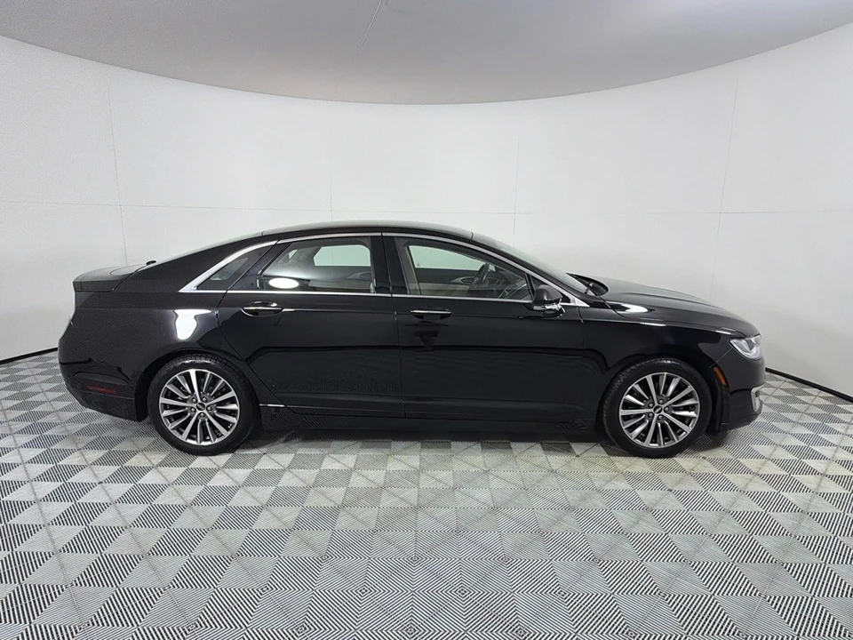 2018 Lincoln MKZ - Image 4 of 25