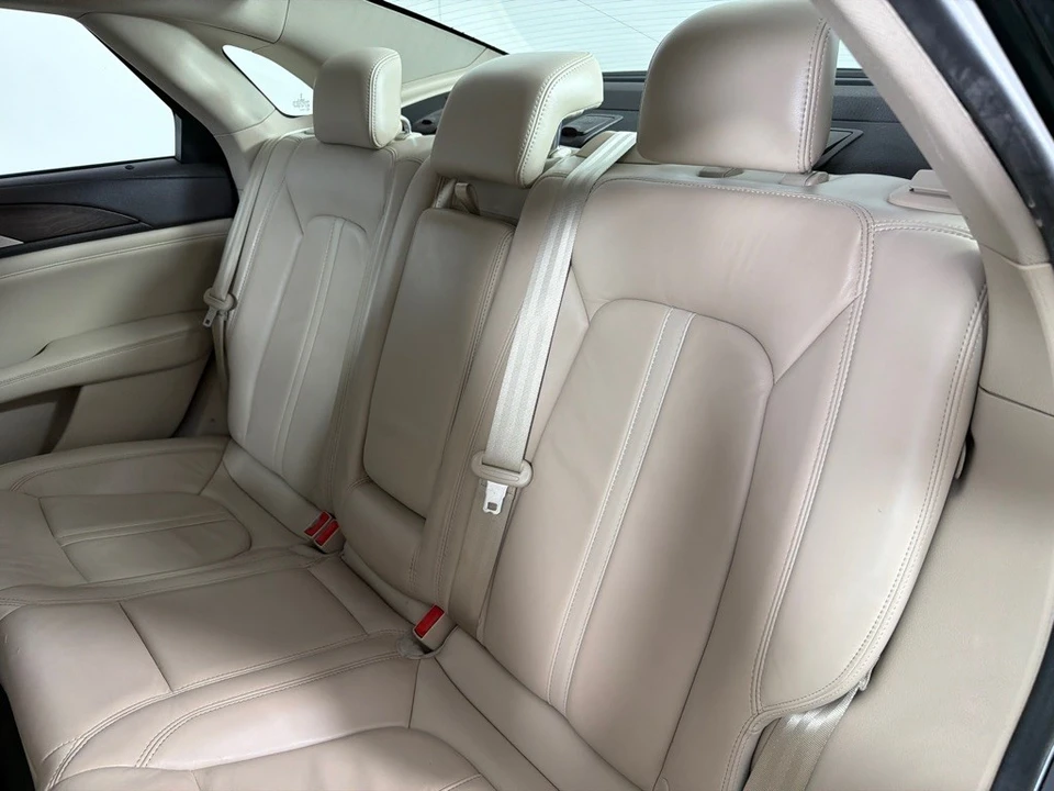 2018 Lincoln MKZ - Image 19 of 25