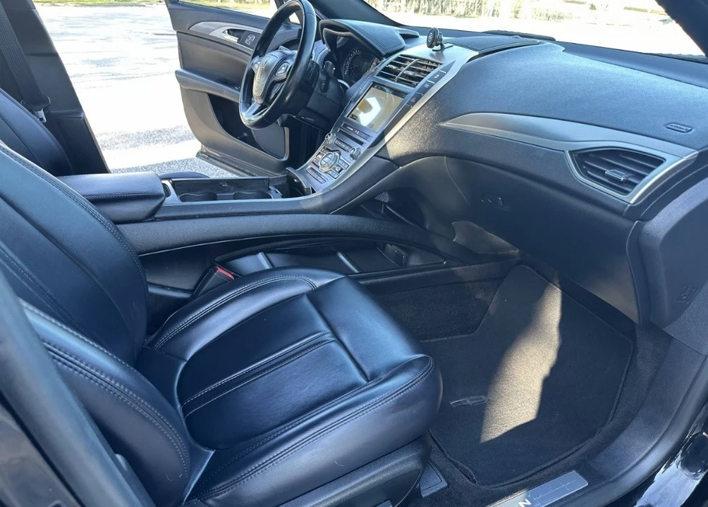 2018 Lincoln MKZ - Image 12 of 15