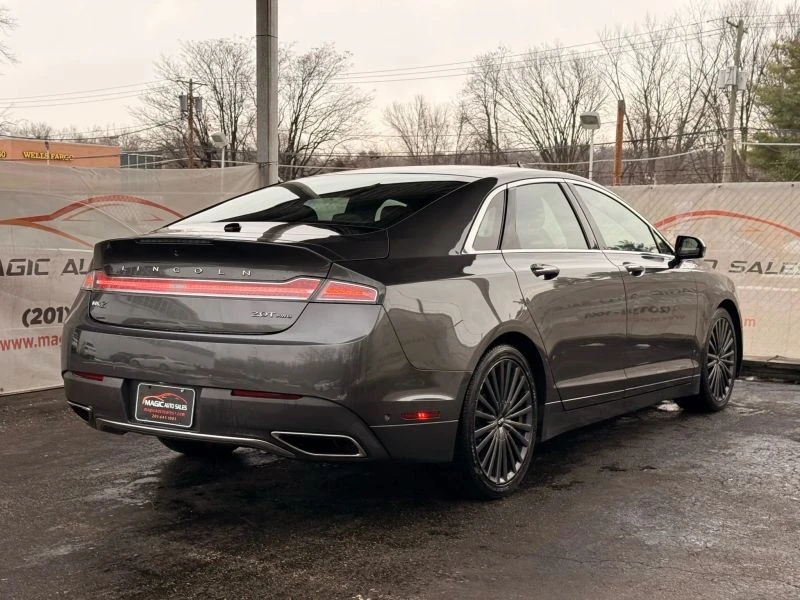 2018 Lincoln MKZ - Image 11 of 12