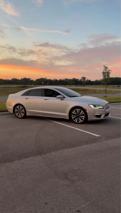 2018 Lincoln MKZ - Image 8 of 9