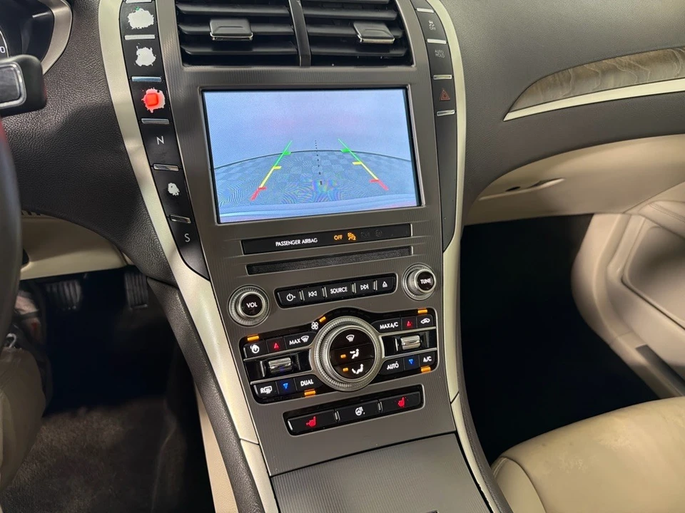 2018 Lincoln MKZ - Image 12 of 19
