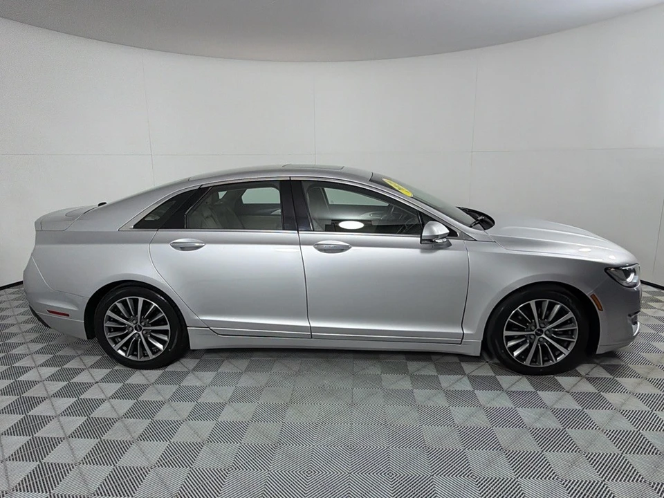 2018 Lincoln MKZ - Image 4 of 19