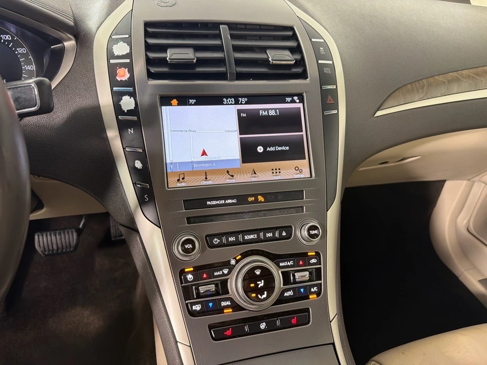2018 Lincoln MKZ - Image 11 of 19