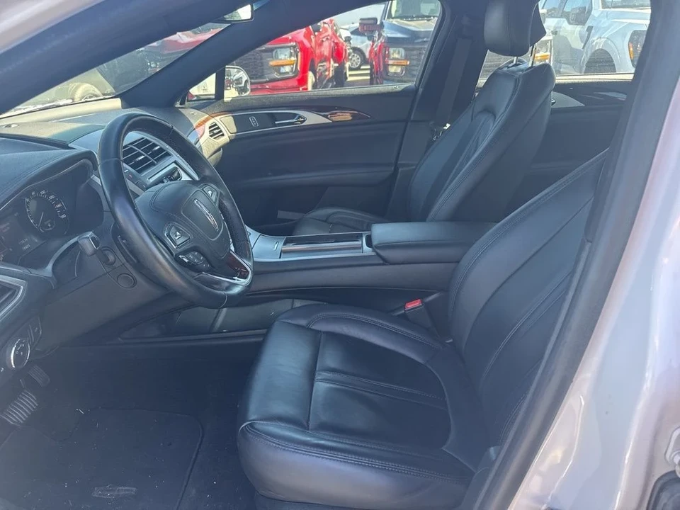 2018 Lincoln MKZ - Image 11 of 12