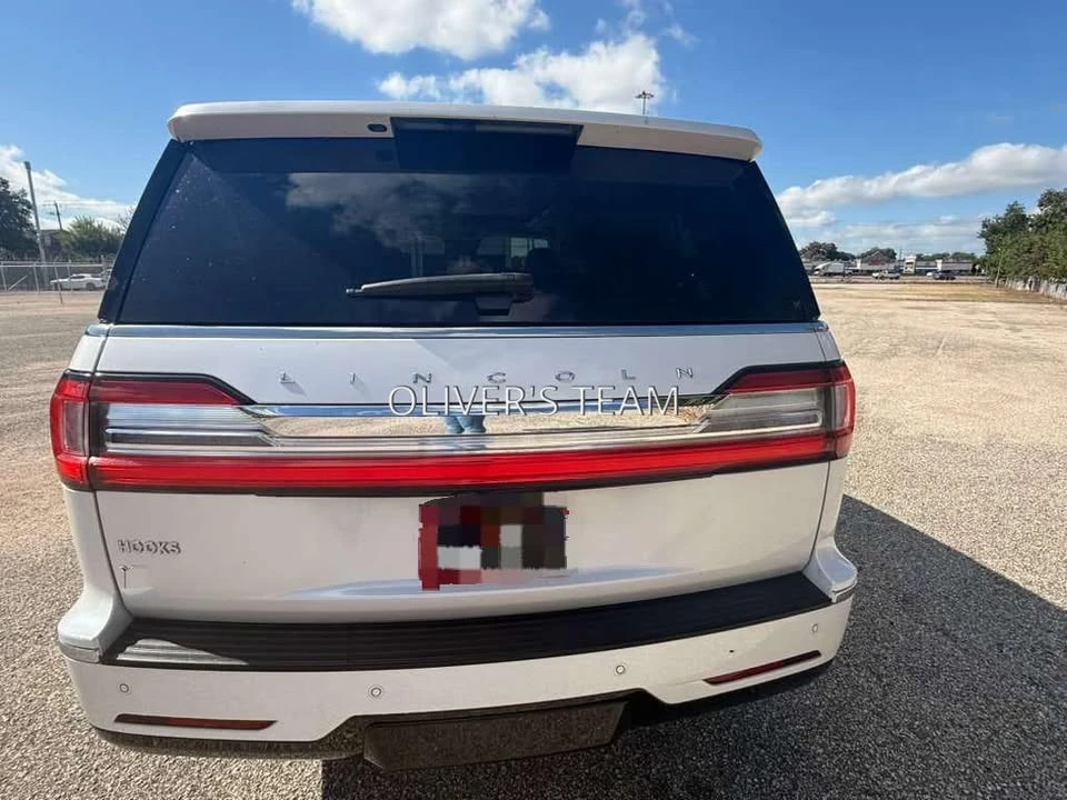 2018 Lincoln Navigator 4th Gen - Image 6 of 8