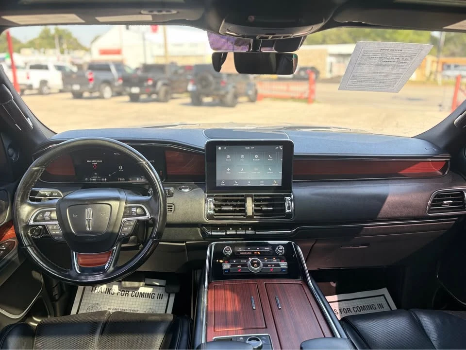 2018 Lincoln Navigator 4th Gen - Image 8 of 12
