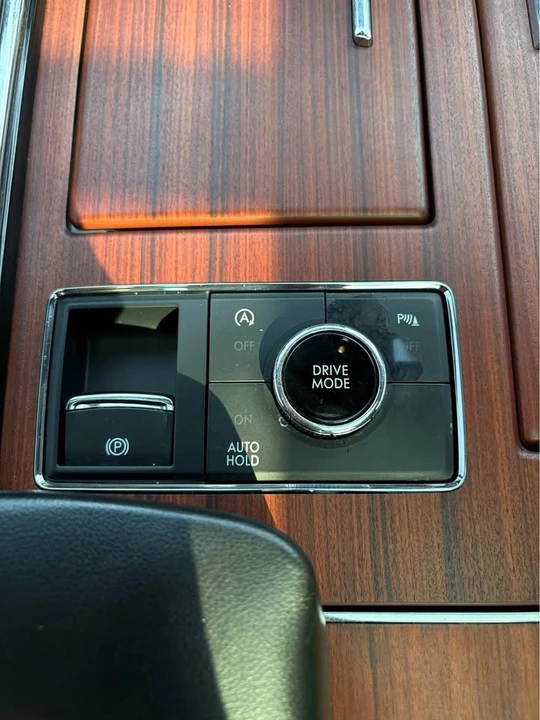 2018 Lincoln Navigator 4th Gen - Image 5 of 12