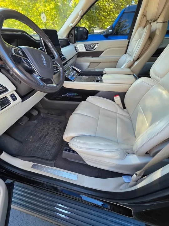 2018 Lincoln Navigator 4th Gen - Image 5 of 10