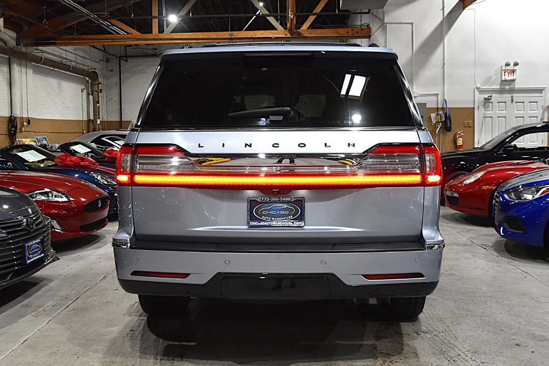 2018 Lincoln Navigator 4th Gen - Image 8 of 12