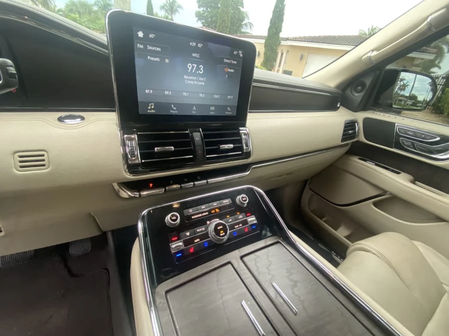 2018 Lincoln Navigator 4th Gen - Image 11 of 14