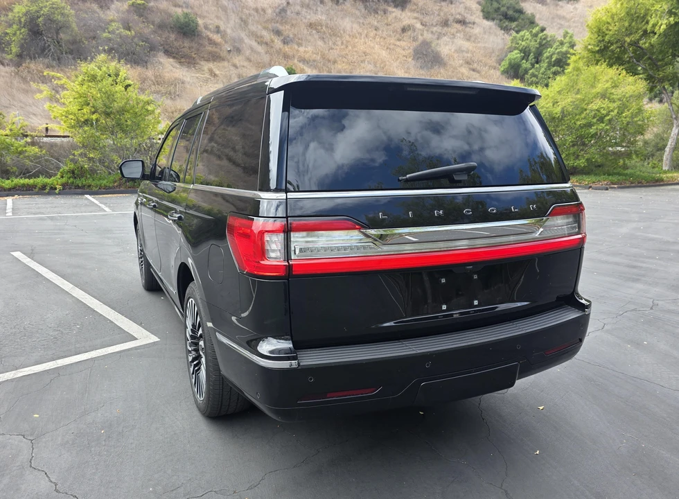 2018 Lincoln Navigator 4th Gen - Image 10 of 31