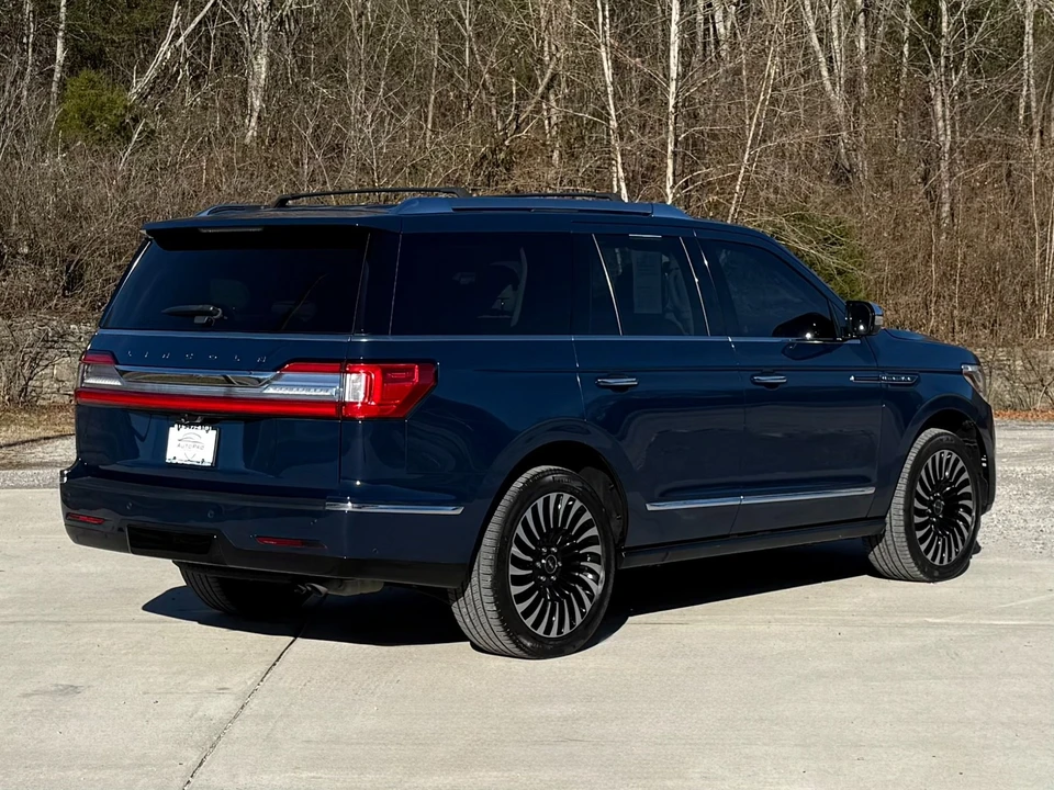 2018 Lincoln Navigator 4th Gen - Image 3 of 12