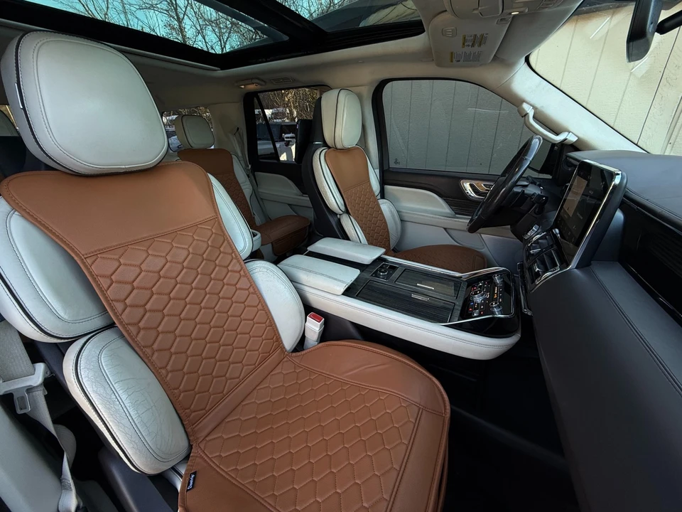 2018 Lincoln Navigator 4th Gen - Image 14 of 21