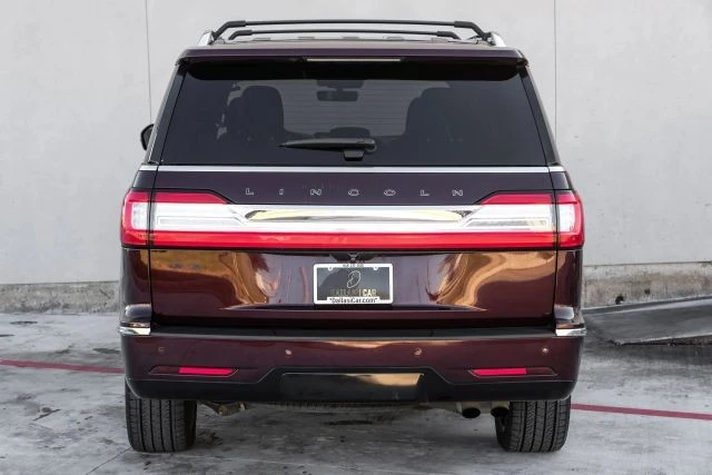 2018 Lincoln Navigator 4th Gen - Image 11 of 21