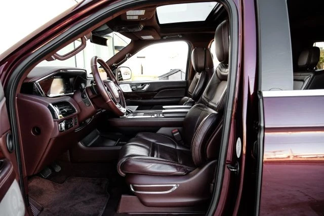 2018 Lincoln Navigator 4th Gen - Image 4 of 21
