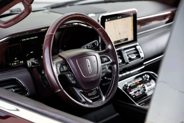 2018 Lincoln Navigator 4th Gen - Image 18 of 21