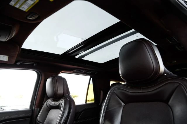 2018 Lincoln Navigator 4th Gen - Image 5 of 21