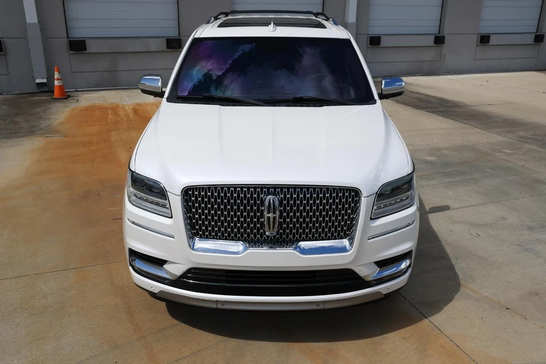 2018 Lincoln Navigator 4th Gen - Image 19 of 21