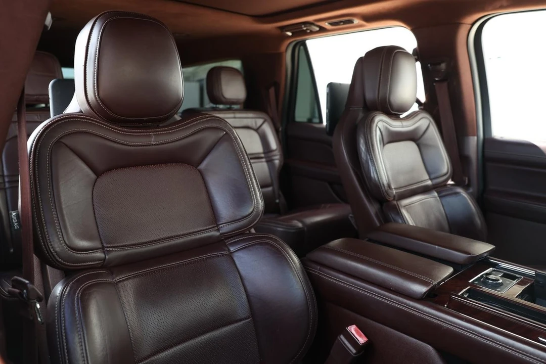 2018 Lincoln Navigator 4th Gen - Image 18 of 21