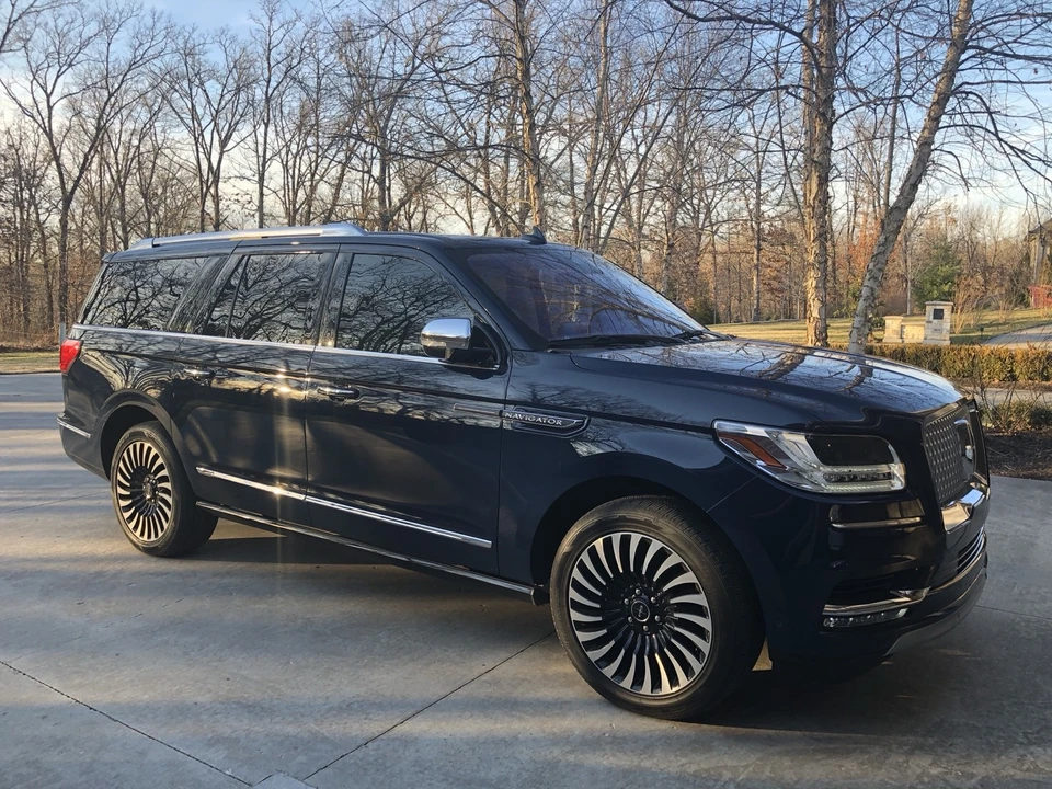 2018 Lincoln Navigator 4th Gen - Image 6 of 17