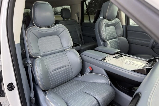 2018 Lincoln Navigator 4th Gen - Image 4 of 8