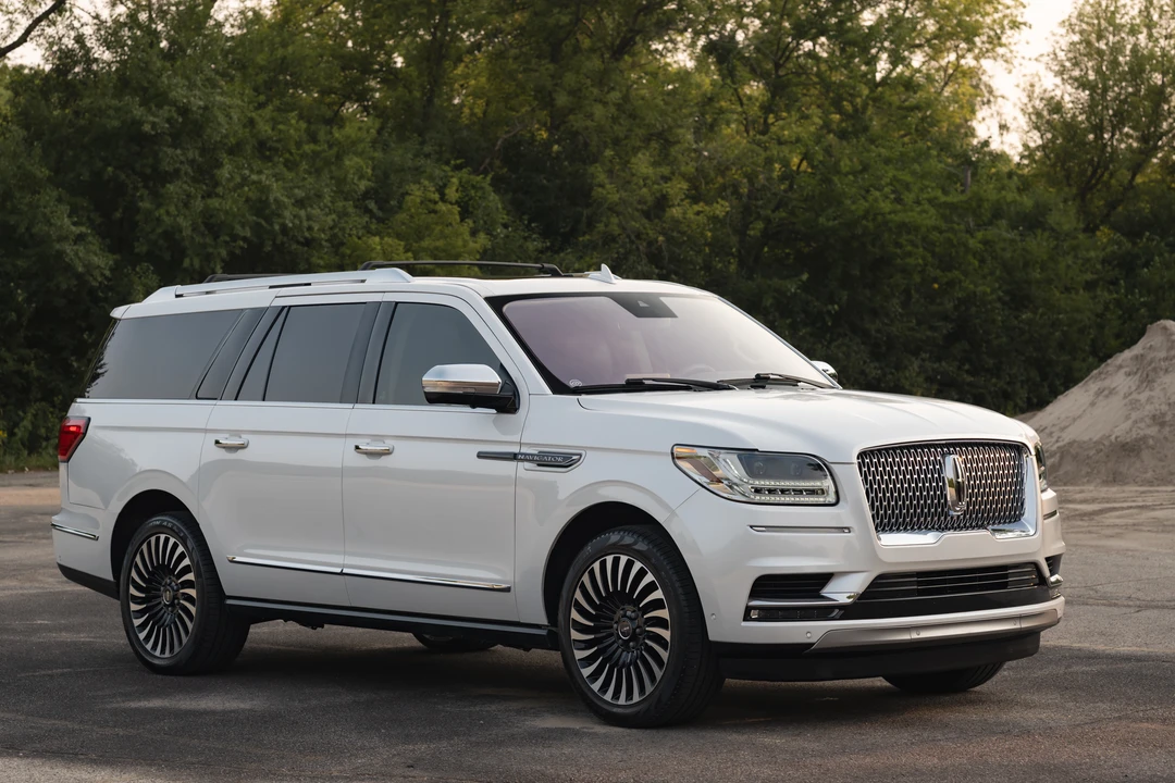 2018 Lincoln Navigator 4th Gen - Image 10 of 31
