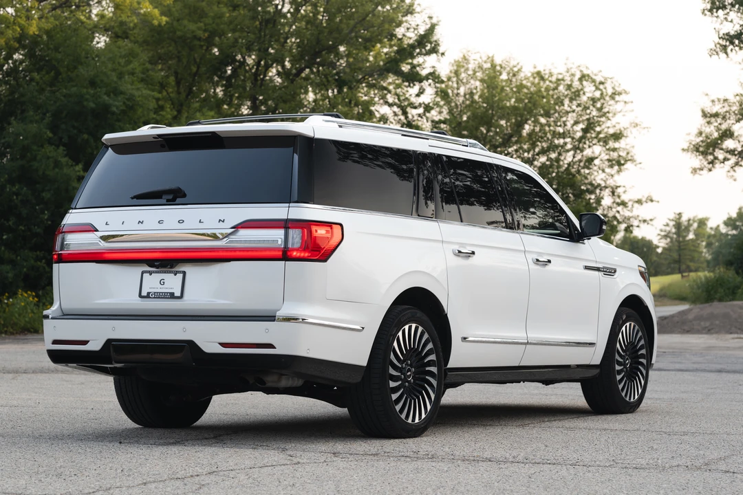 2018 Lincoln Navigator 4th Gen - Image 18 of 31