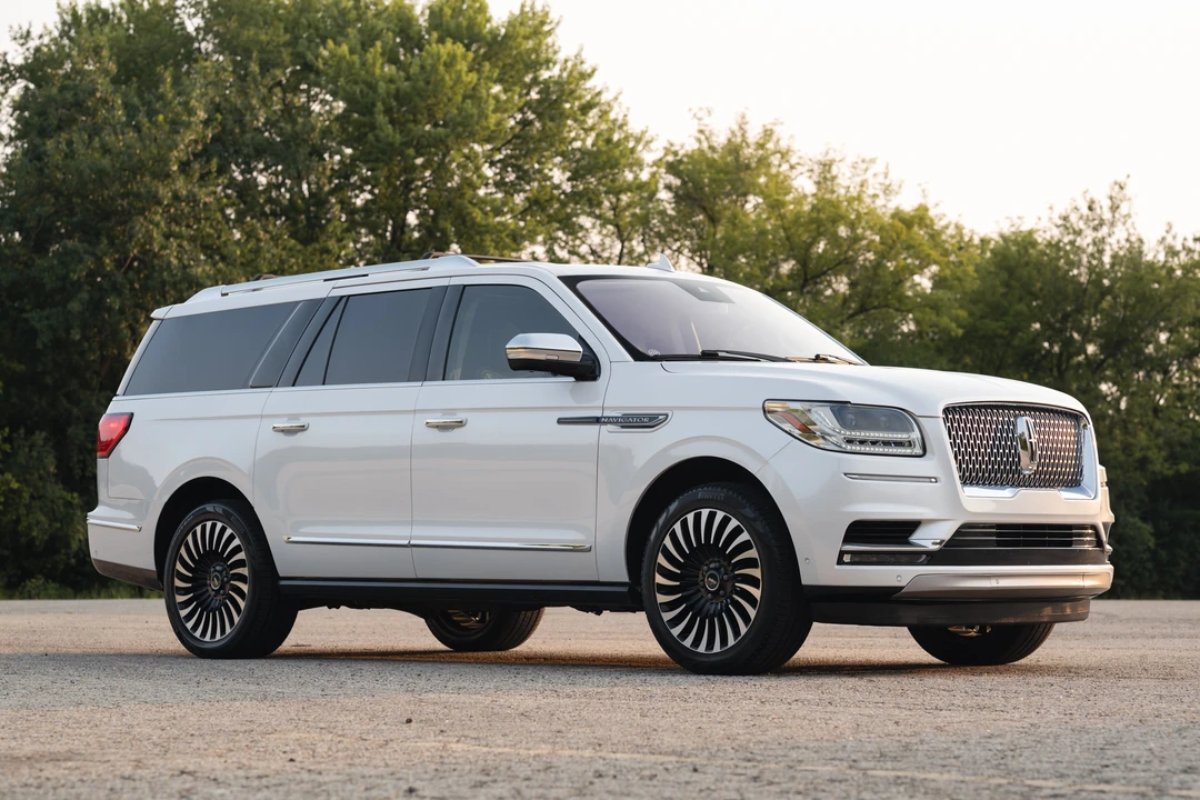 2018 Lincoln Navigator 4th Gen - Image 12 of 31