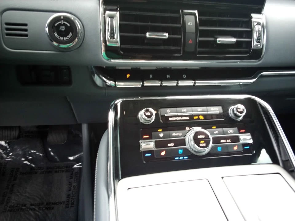 2018 Lincoln Navigator 4th Gen - Image 14 of 14