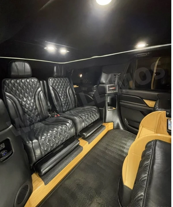 2018 Lincoln Navigator 4th Gen - Image 2 of 20