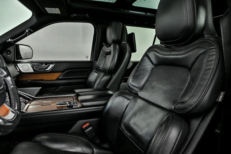 2018 Lincoln Navigator 4th Gen - Image 17 of 21
