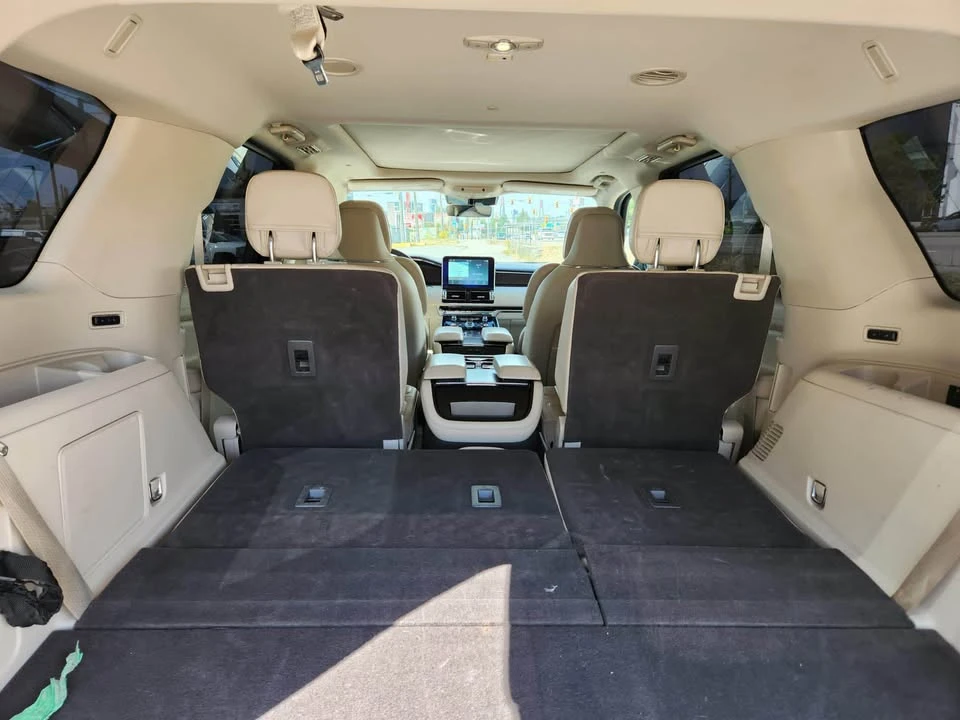 2018 Lincoln Navigator 4th Gen - Image 3 of 10