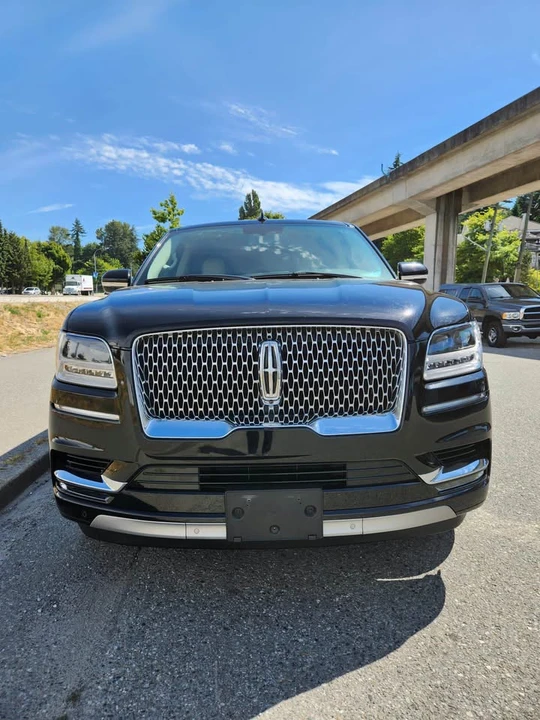 2018 Lincoln Navigator 4th Gen - Image 9 of 10
