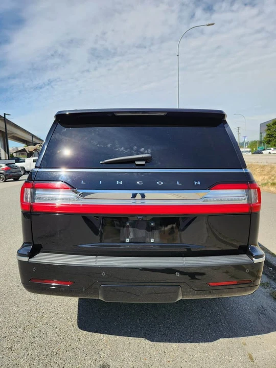 2018 Lincoln Navigator 4th Gen - Image 10 of 10