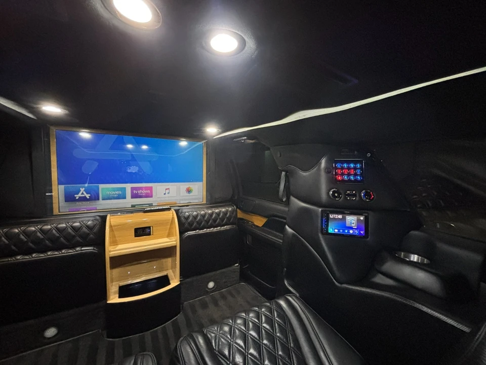 2018 Lincoln Navigator 4th Gen - Image 9 of 21