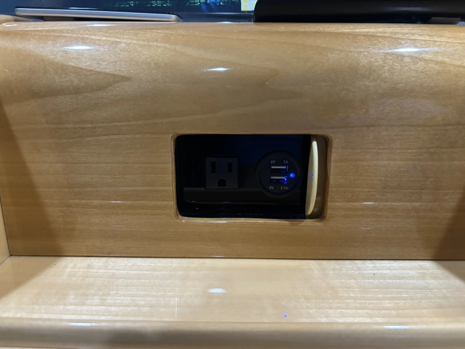 2018 Lincoln Navigator 4th Gen - Image 13 of 21