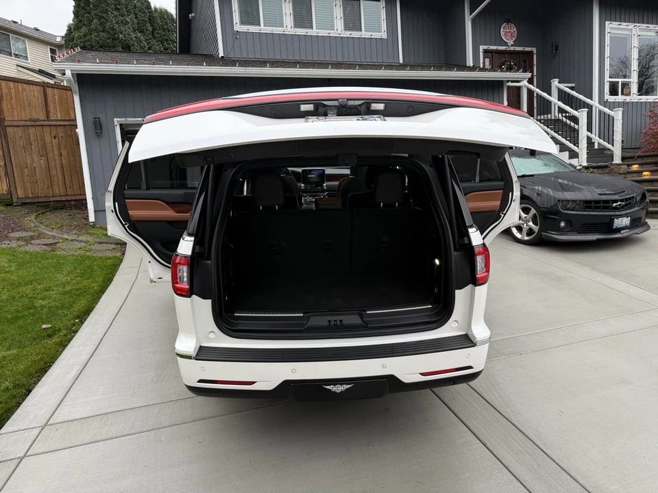 2018 Lincoln Navigator 4th Gen - Image 16 of 20