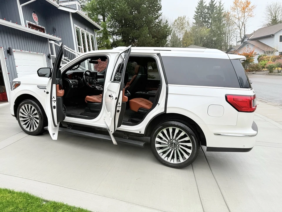 2018 Lincoln Navigator 4th Gen - Image 7 of 20