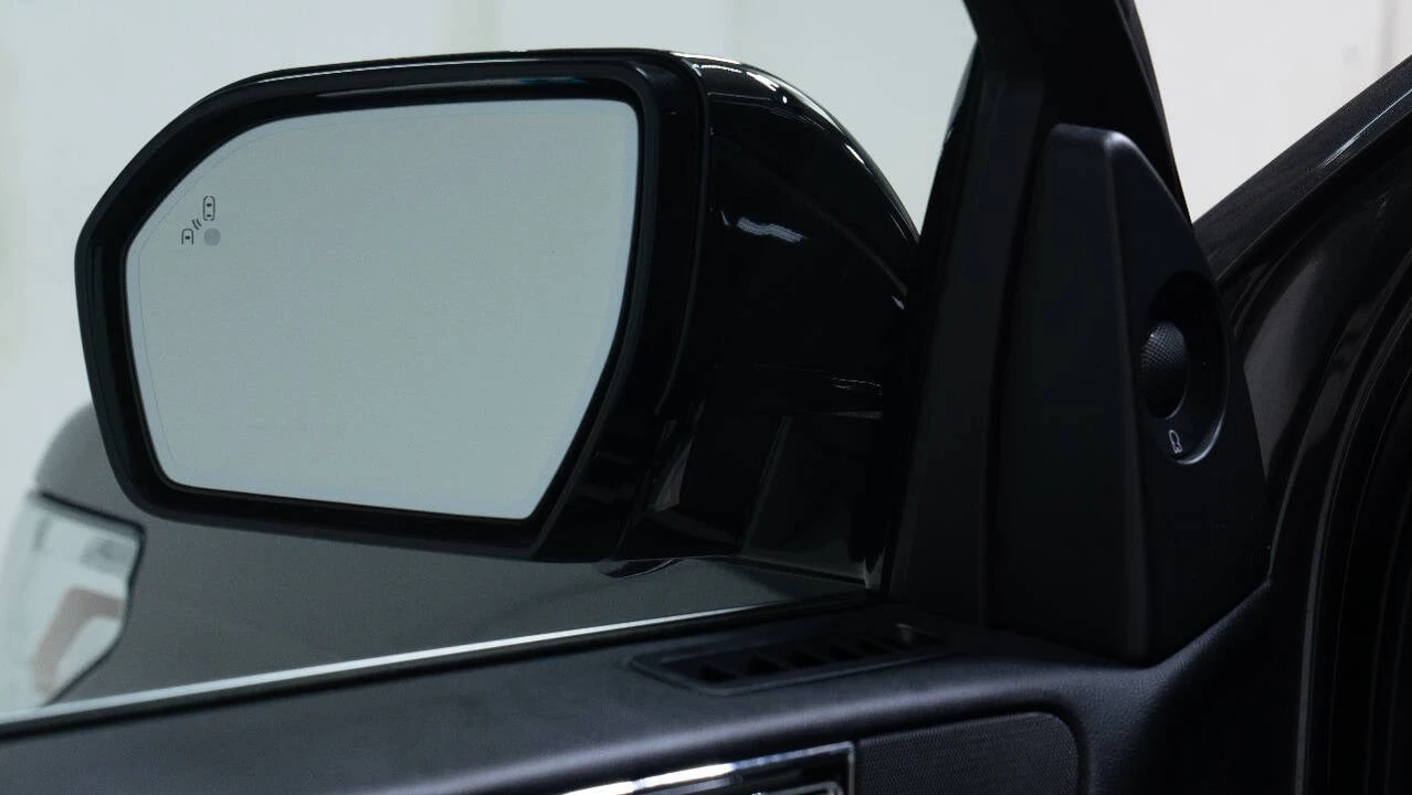 2018 Lincoln Navigator 4th Gen - Image 11 of 12