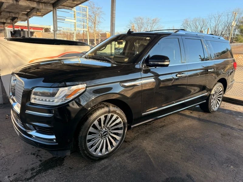 2018 Lincoln Navigator 4th Gen - Image 8 of 12