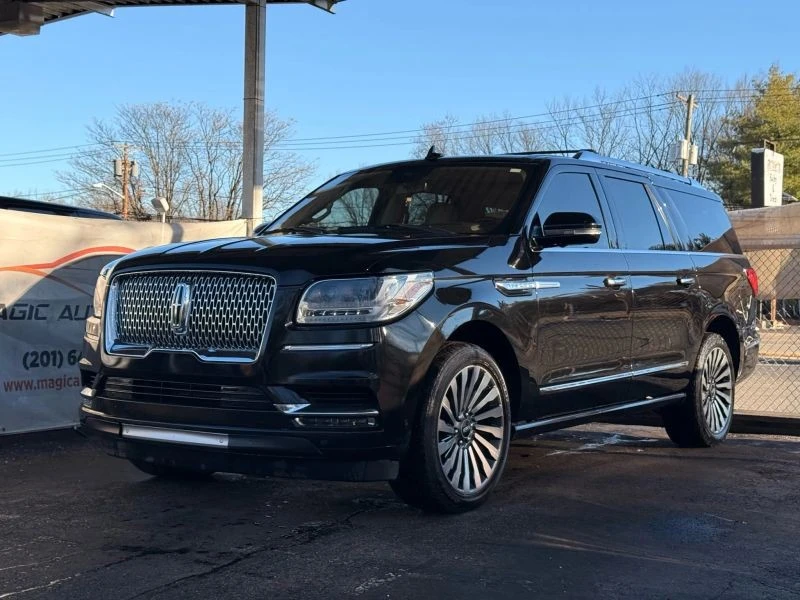 2018 Lincoln Navigator 4th Gen - Image 3 of 12