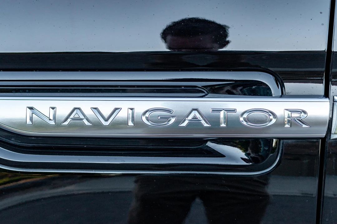 2018 Lincoln Navigator 4th Gen - Image 13 of 31