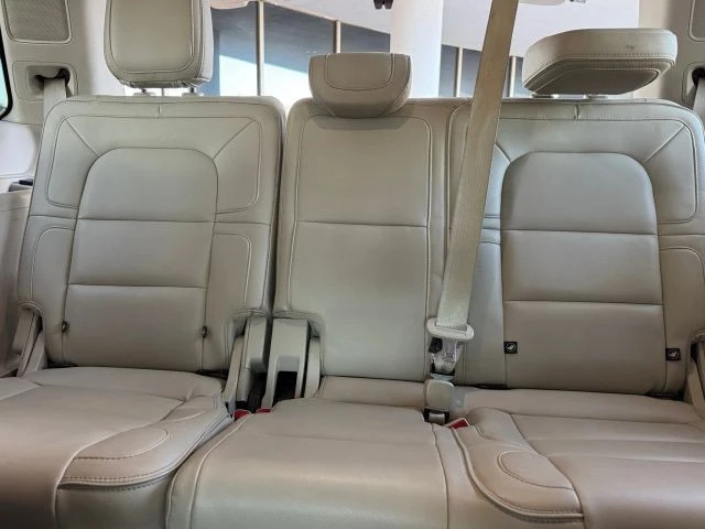 2018 Lincoln Navigator 4th Gen - Image 12 of 21