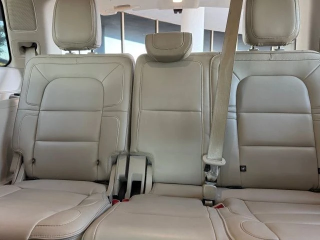 2018 Lincoln Navigator 4th Gen - Image 14 of 21