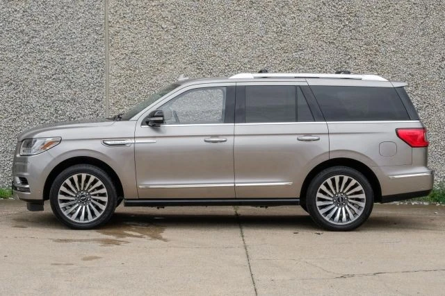 2018 Lincoln Navigator 4th Gen - Image 10 of 21