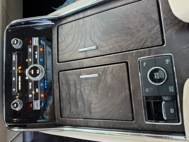 2018 Lincoln Navigator 4th Gen - Image 20 of 21