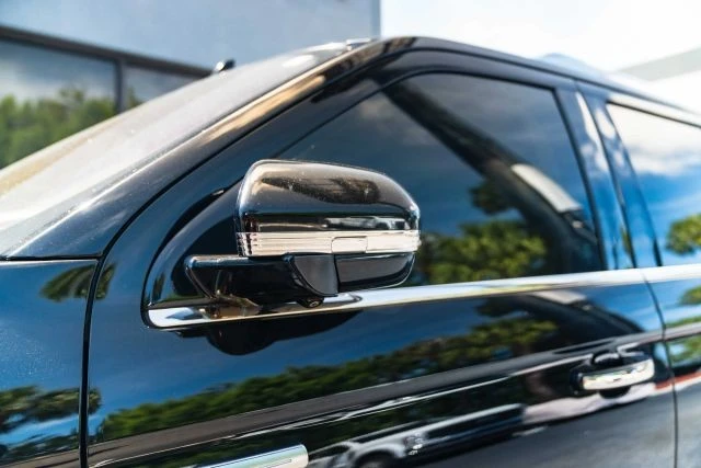 2018 Lincoln Navigator 4th Gen - Image 14 of 21