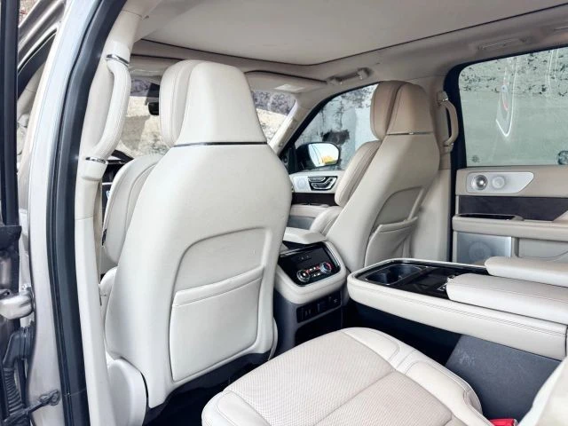 2018 Lincoln Navigator 4th Gen - Image 21 of 21