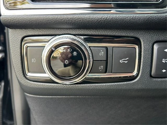 2018 Lincoln Navigator 4th Gen - Image 18 of 21